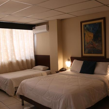 Tropical Inn Hotel Guayaquil Exterior foto